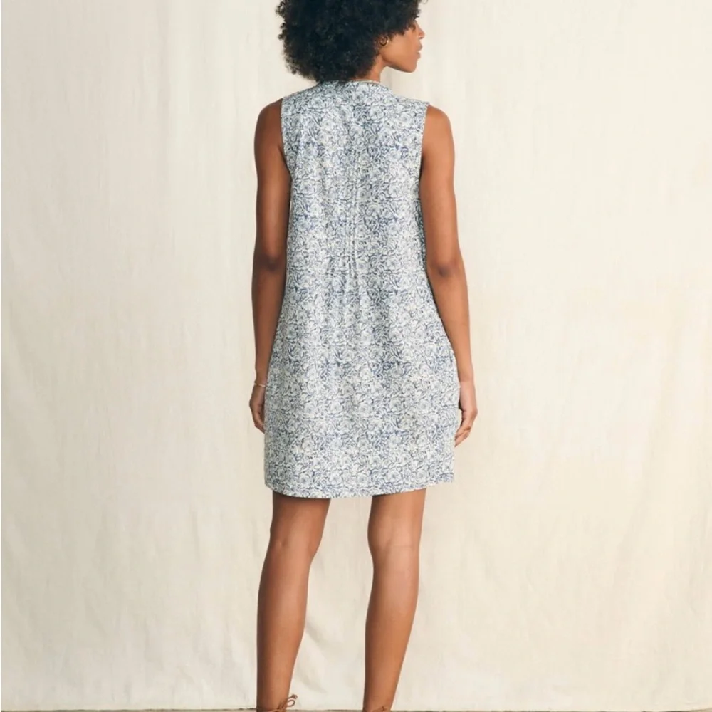 Faherty Isha Floral Imma Dress White with Blue Flowers w/ Pockets Size Small NWT - Picture 2 of 14